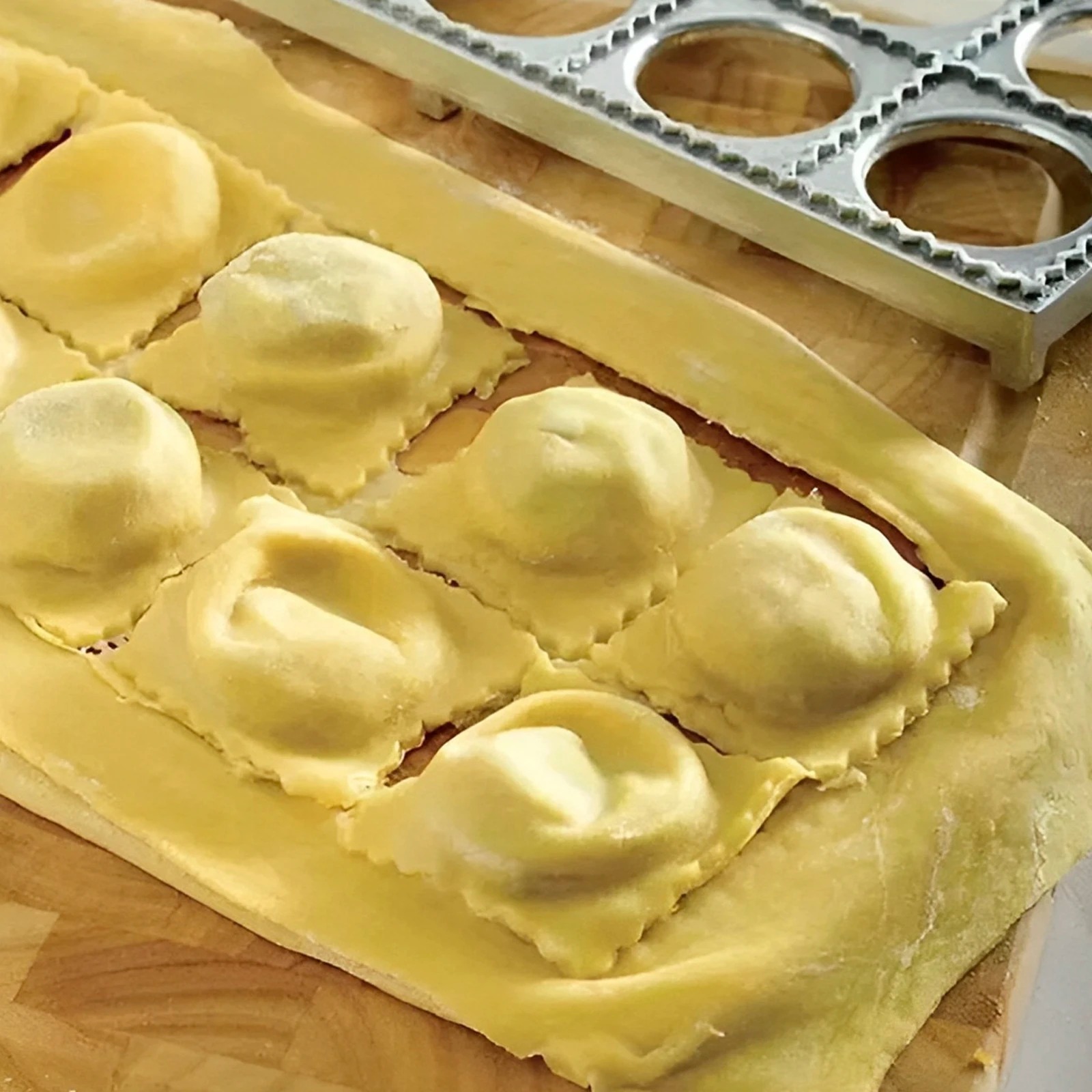 Knödelform, 12 Löcher, Ravioli – Kitchen Gadgets Products Bewertung und Preis